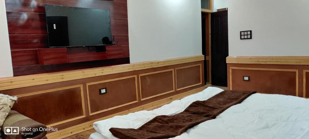 Ladakh Country Inn Лех Екстер'єр фото