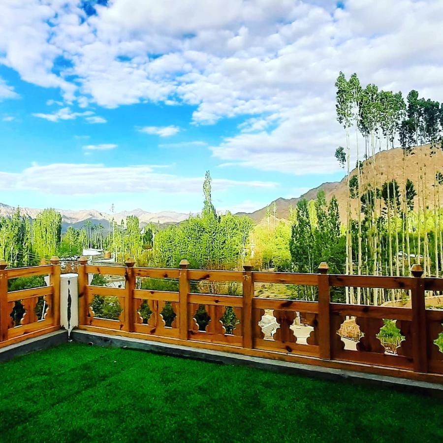 Ladakh Country Inn Лех Екстер'єр фото
